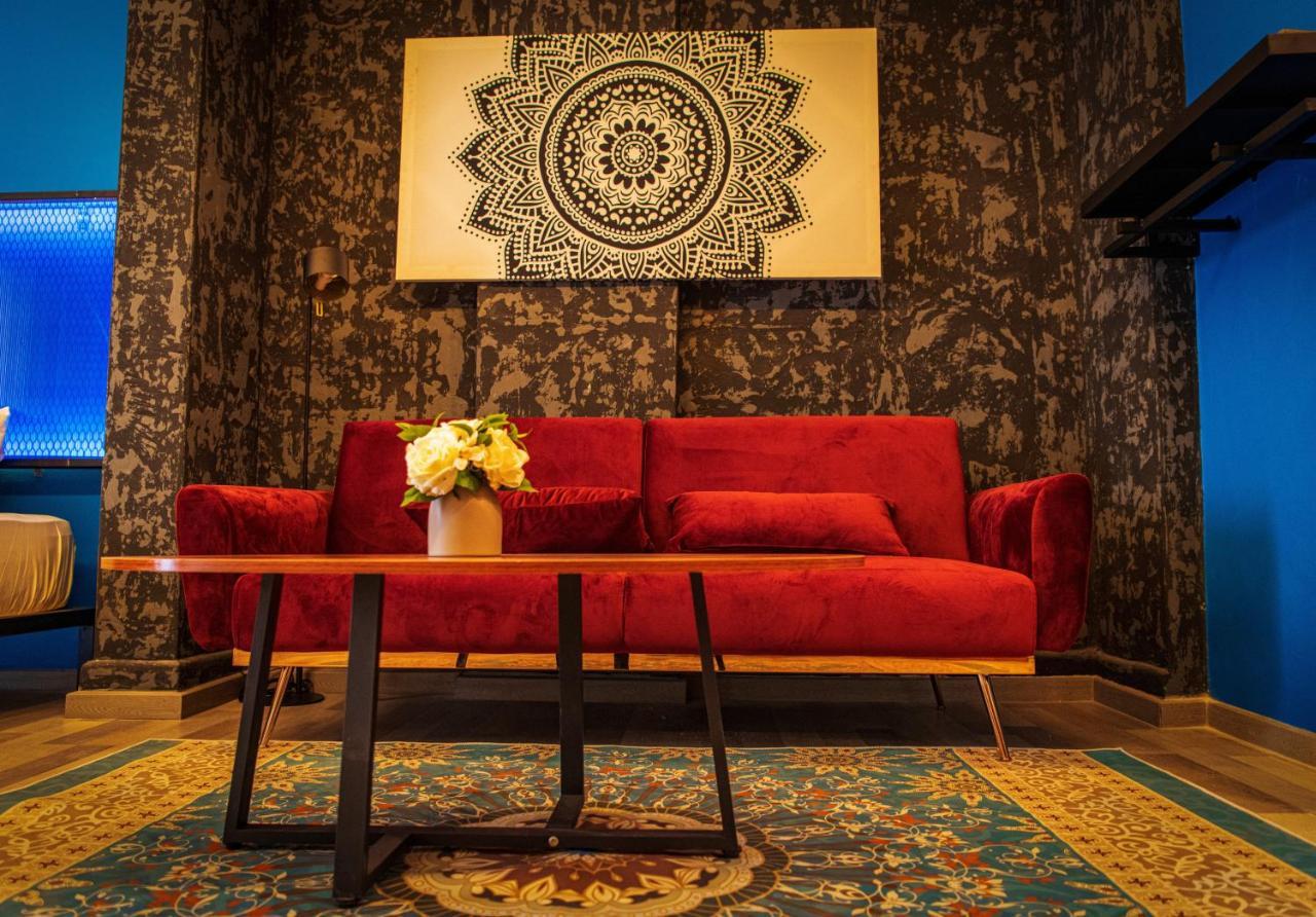 Hotel Attic 3*