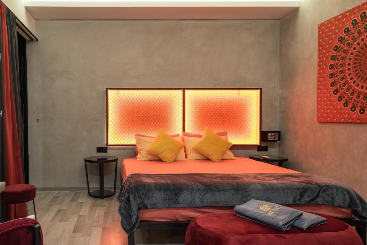 Hotel Attic 3*