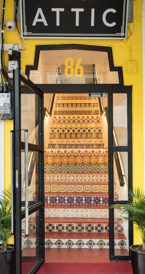 Attic 3* George Town